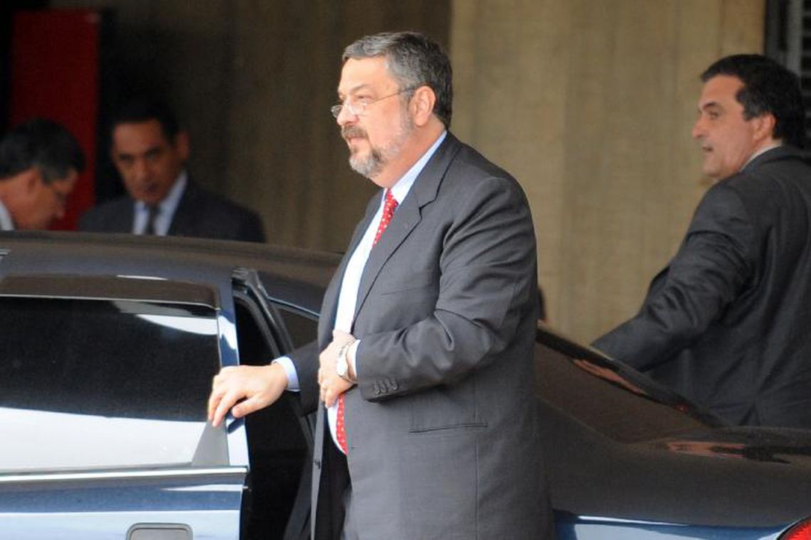 Ex-ministro de Lula, Antônio Palocci será solto