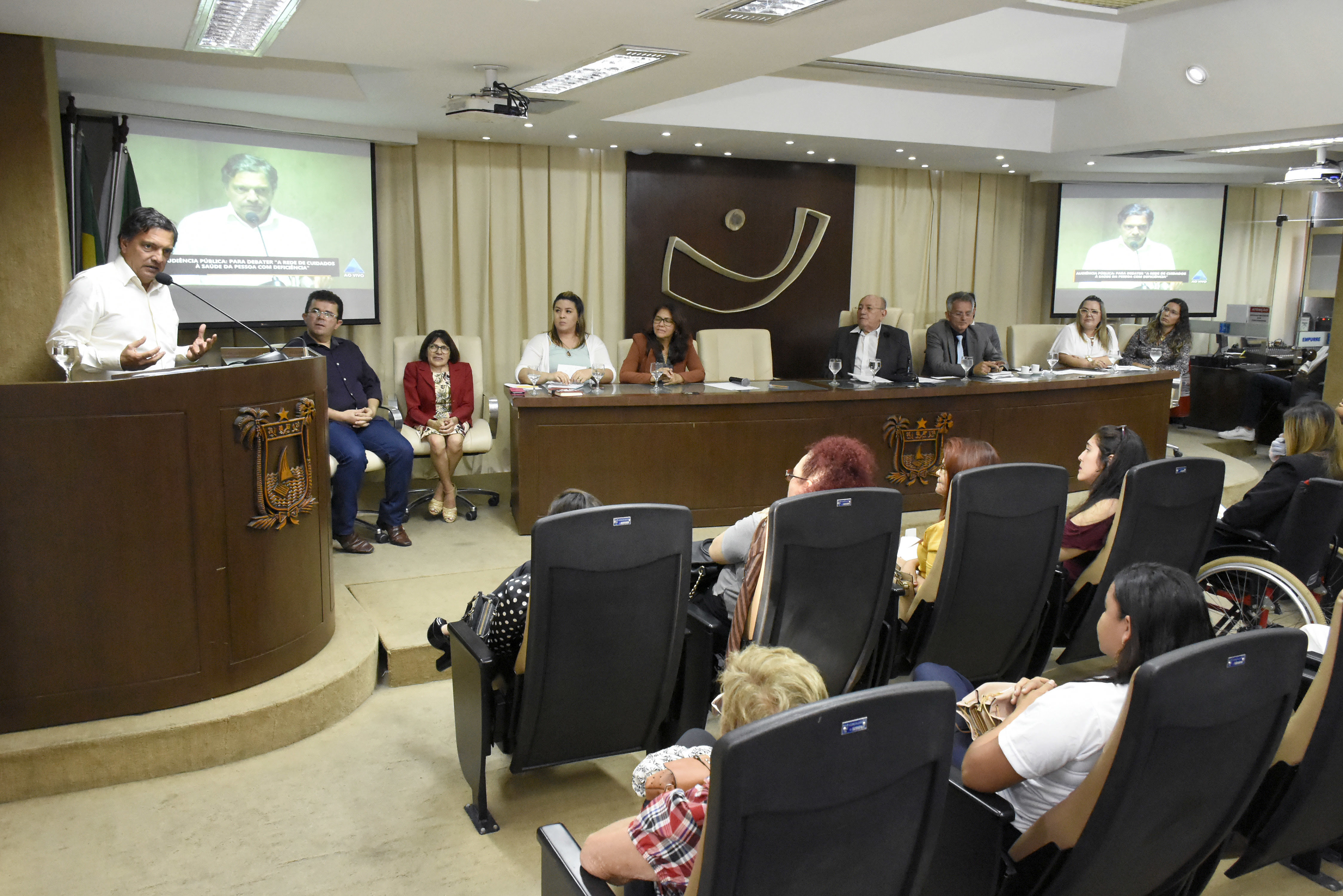 Defensor de pessoas com deficiência diz que faltam de serviços no Estado