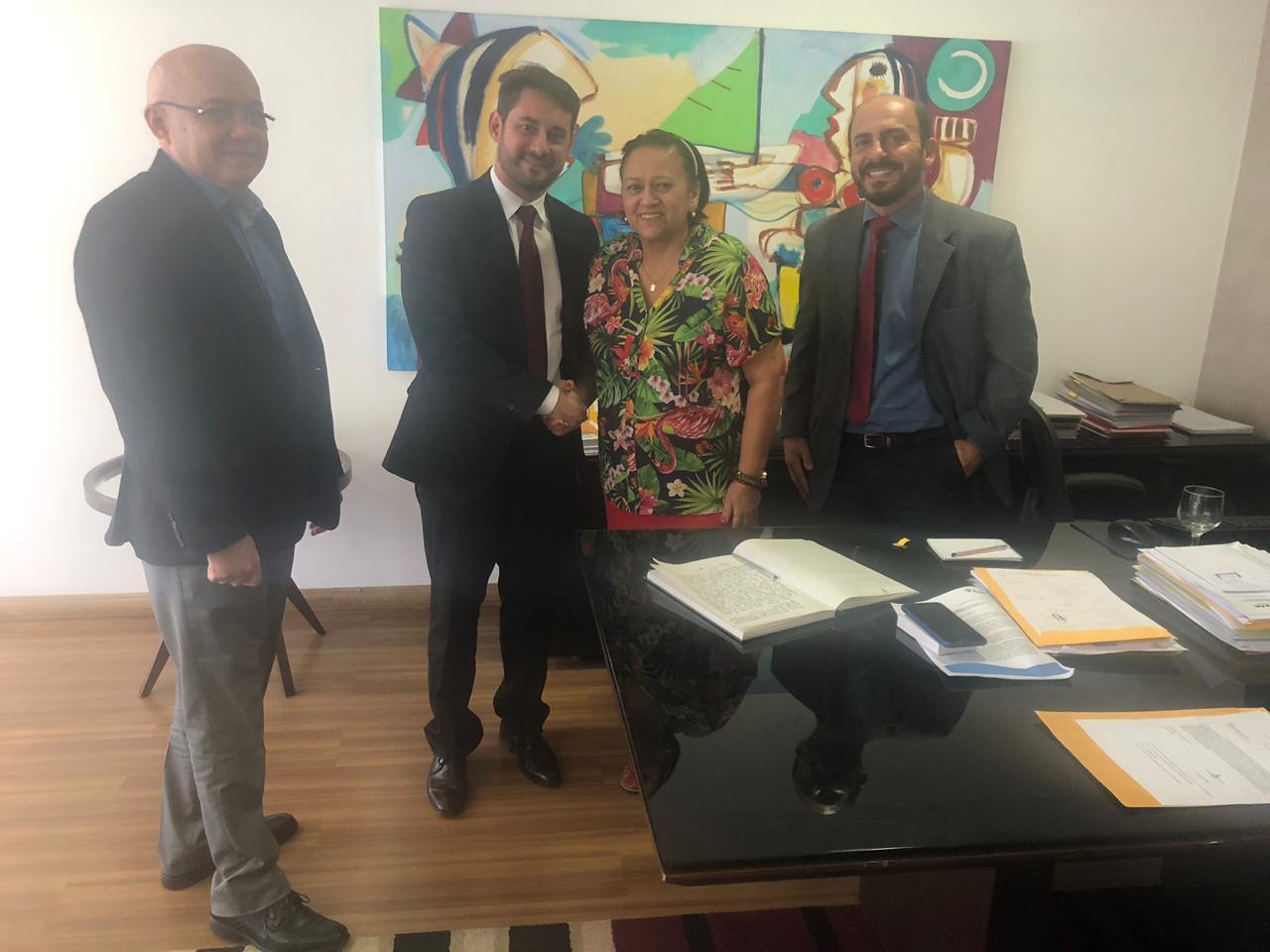 Governadora dá posse a novo diretor-geral do Detran-RN