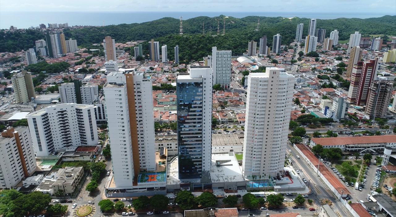 Residencial e comercial, bairro Tirol oferece comodidade a seus moradores