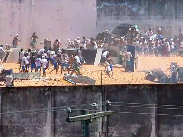 Folha: Após dois anos, ninguém foi condenado pela chacina de 26 presos no RN