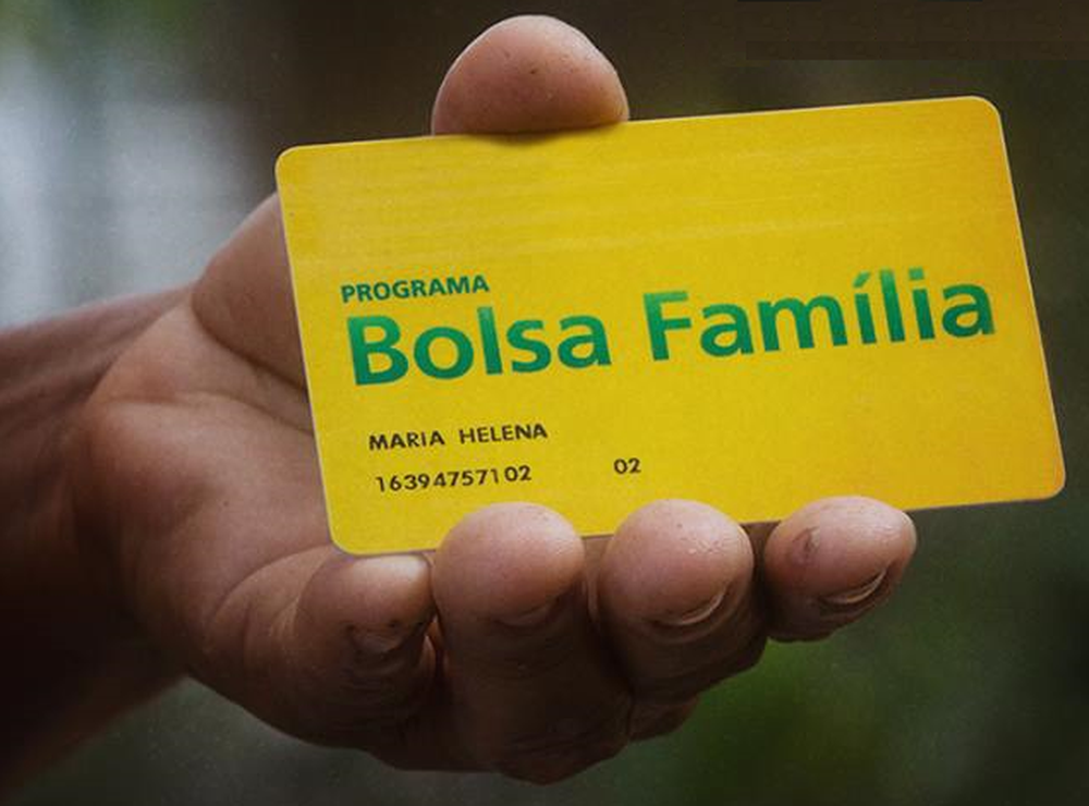 Bolsa Família começa a pagar R$ 2,6 bilhões para beneficiários