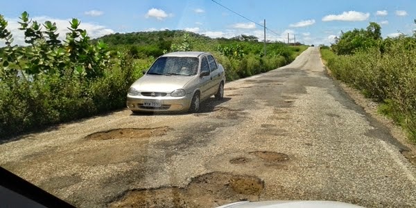 Operação tapa-buraco será feita em estrada que liga Caicó a Jardim de Piranhas