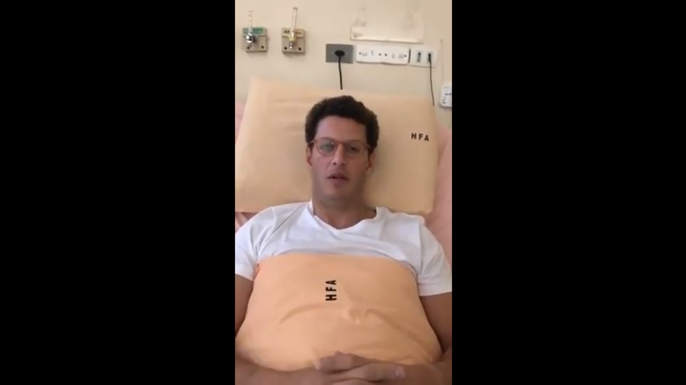 Ministro de Bolsonaro deixa o hospital e grava vídeo de agradecimento; assista