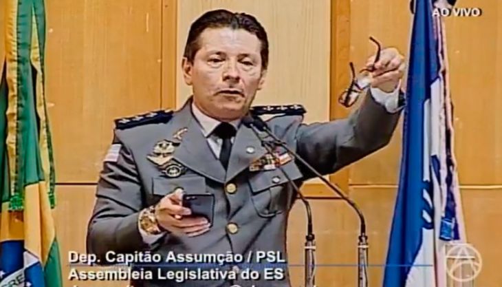 Deputado do PSL oferece R$ 10 mil para quem matar assassino de mulher no ES