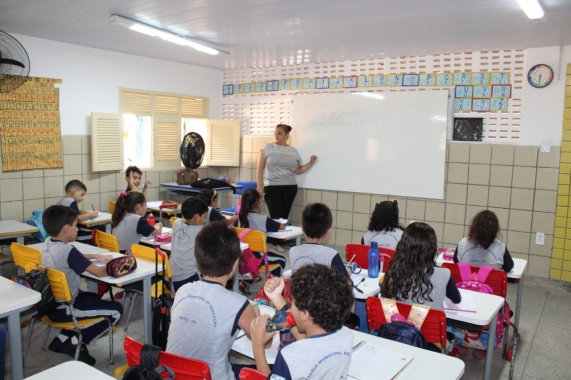 Prefeitura do Natal convoca 64 professores e educadores infantis seletivos