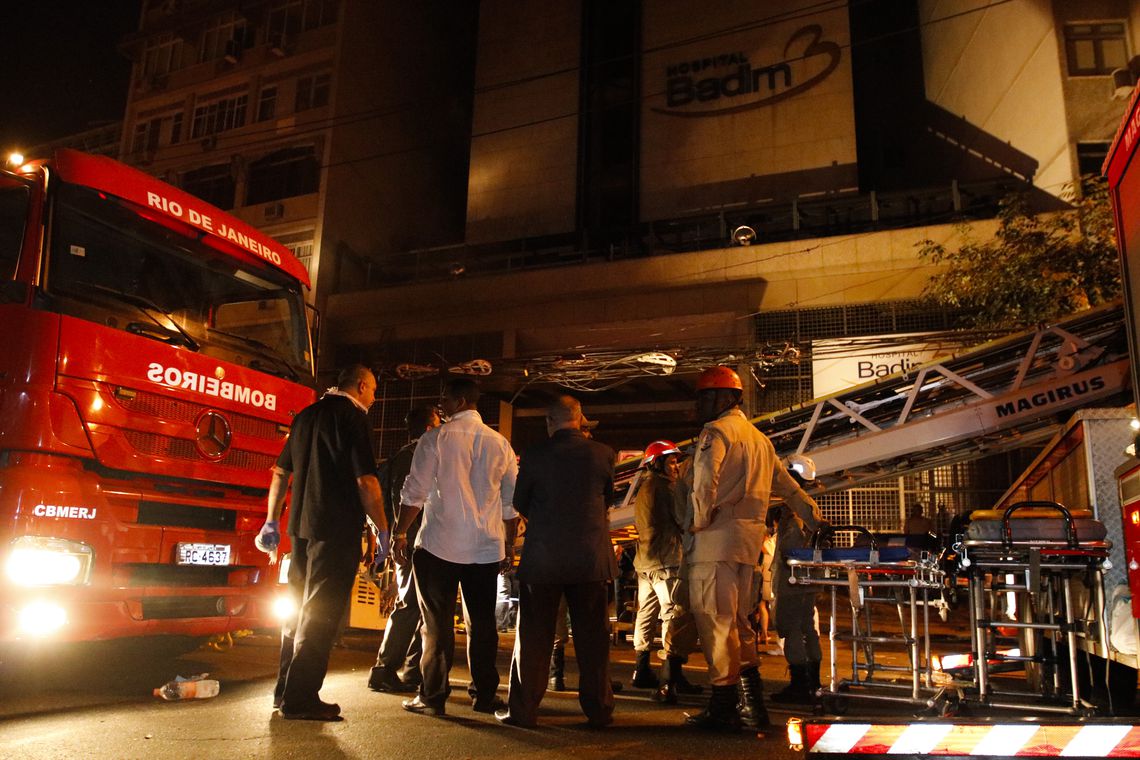 Perícia confirma que incêndio começou em gerador do hospital do RJ