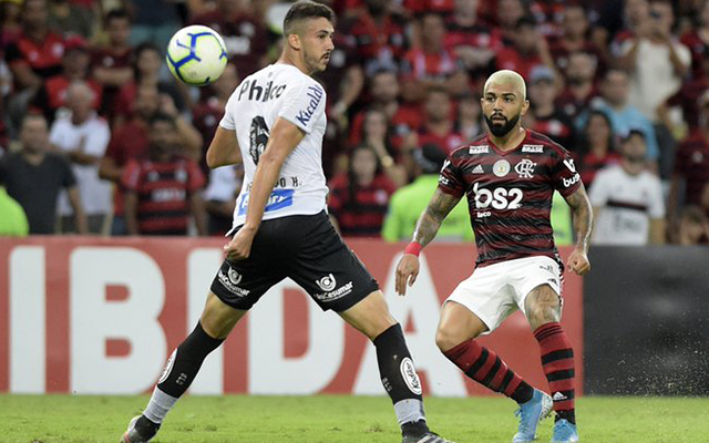 Golaço de Gabigol teve dica de Diego Alves sobre goleiro do Santos; assista