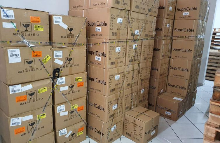 Operação da Anatel combate a pirataria e apreende 22 mil produtos em 11 estados