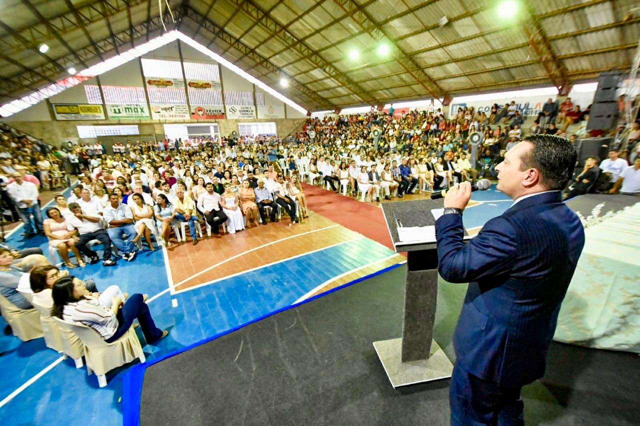 Assembleia e Você realiza casamento comunitário com 175 casais no Seridó