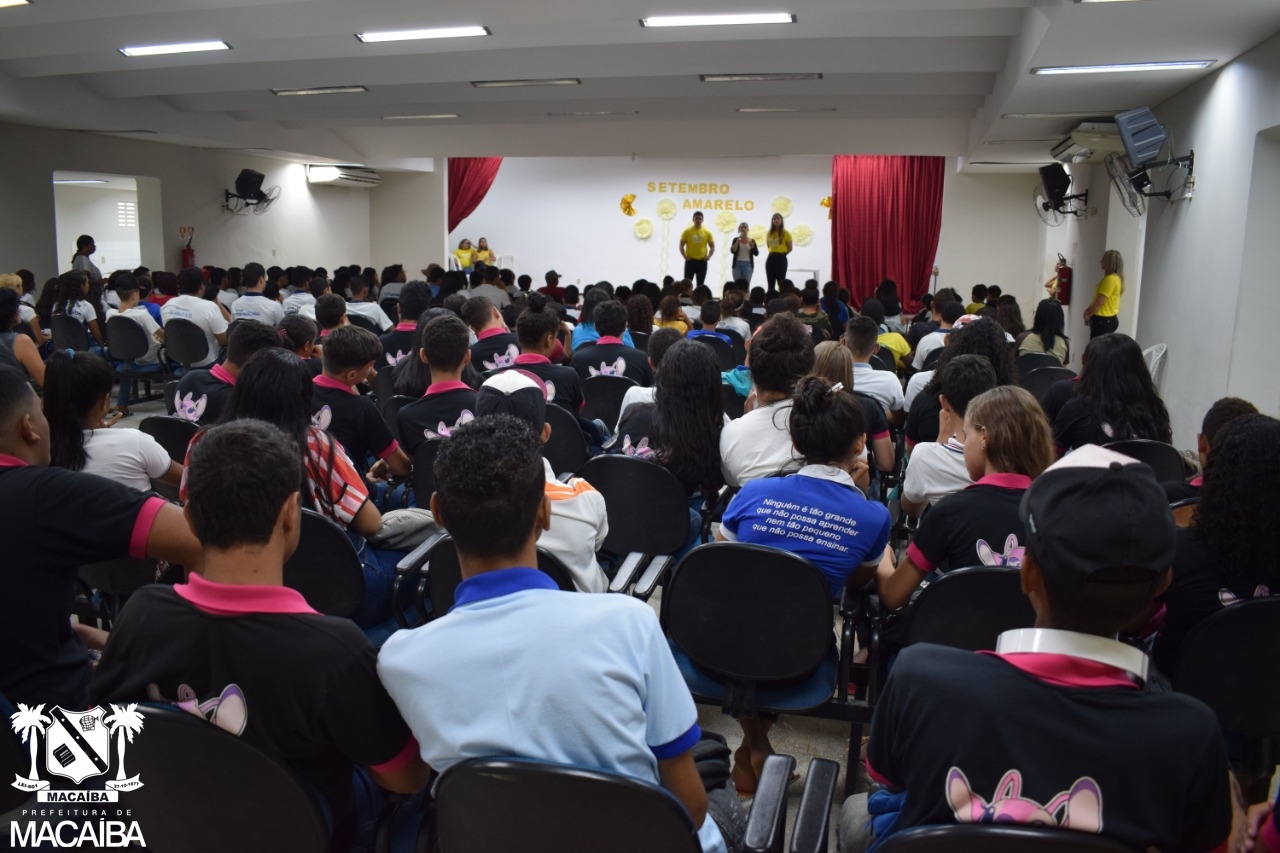 Ação do Setembro Amarelo chama a atenção de estudantes de Macaíba