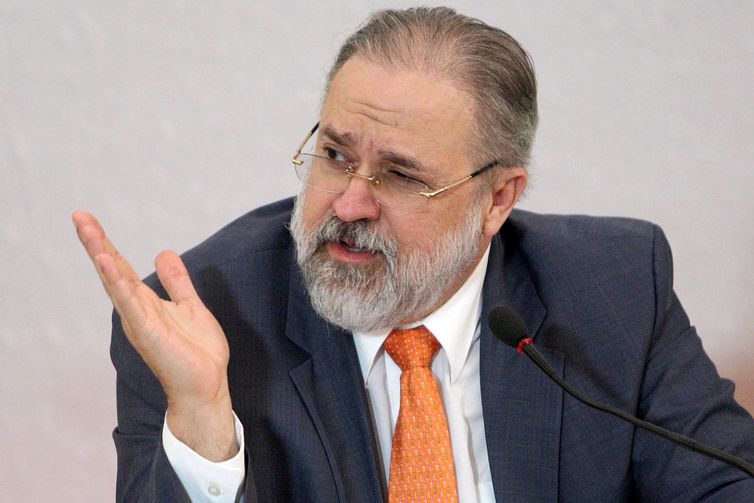Novo PGR repudia atitudes de Rodrigo Janot e declarações de Gilmar Mendes
