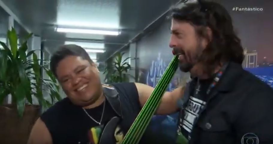 Vídeo: Jr Groovador do RN ganha elogio de cantor do Foo Fighters: “Ele é o cara"