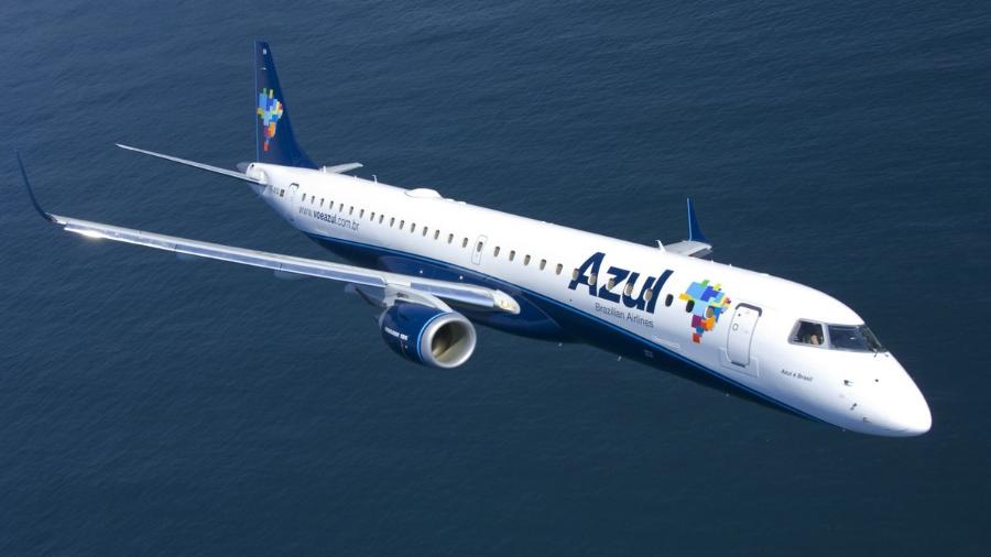 Avião da Azul faz pouso forçado em Brasília minutos após decolagem