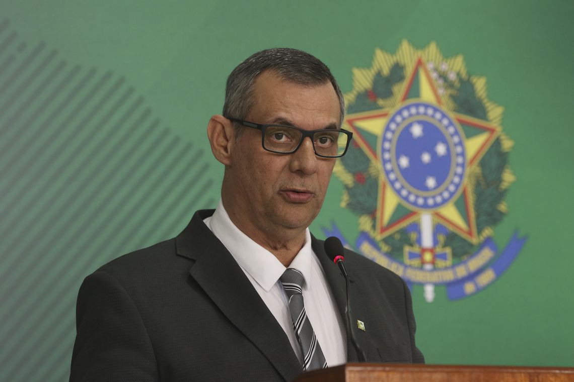 Governo Bolsonaro analisa tirar estabilidade de futuros servidores públicos