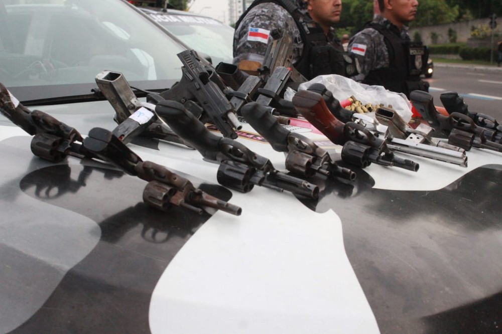 Troca de tiros entre policiais e traficantes deixa 17 mortos, diz PM de Manaus