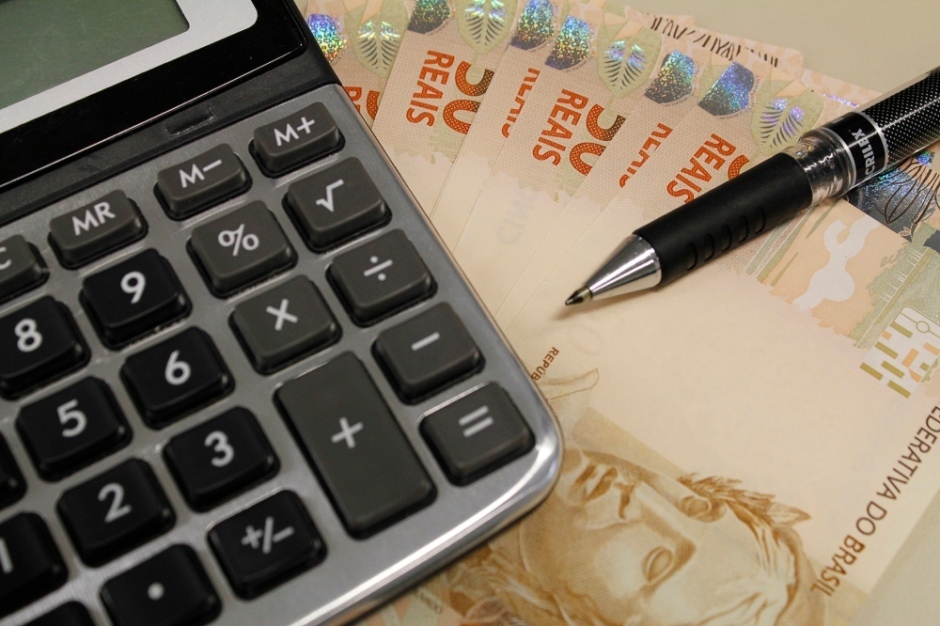 Copom reduz juros básicos para 5% ao ano, o menor nível da história