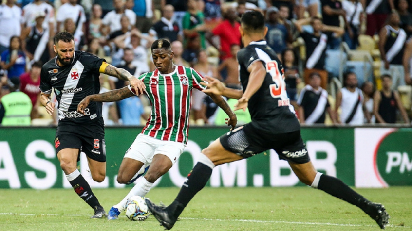 Fluminense empata com Vasco e permanece no Z4