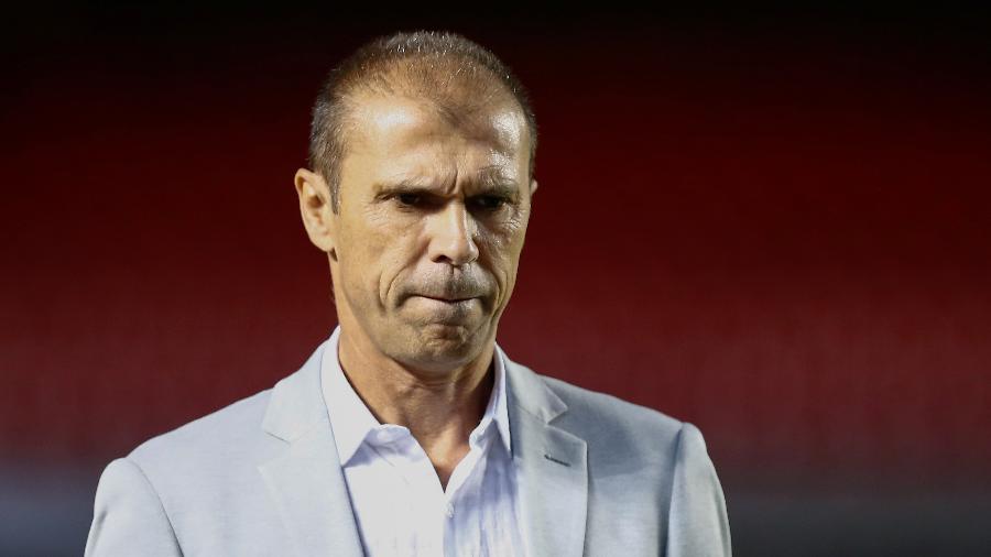 Técnico de clube da Série B pede demissão após ser acusado de estupro