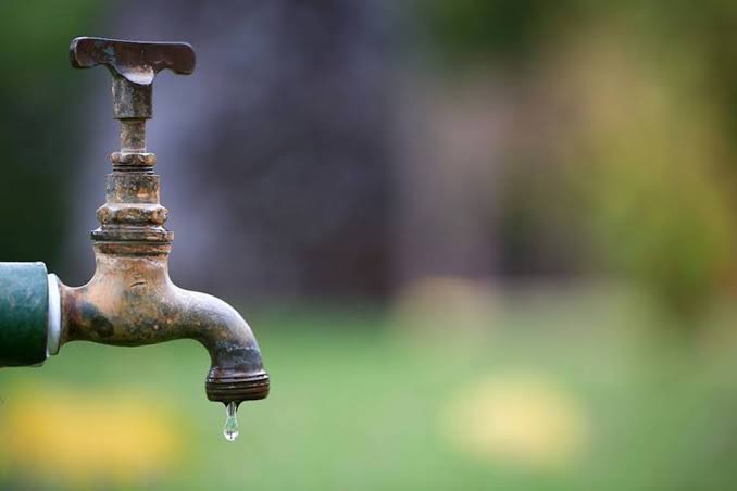 Manutenção em adutora deixará 31 cidades do RN sem água por até 48 horas