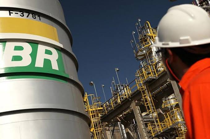 Com Bolsonaro, lucro de Petrobras, Eletrobras e BB é o maior desde 1993