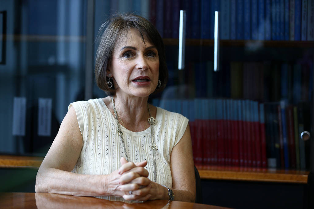 'Vamos acabar não distinguindo mais segunda de domingo', diz presidente do TST