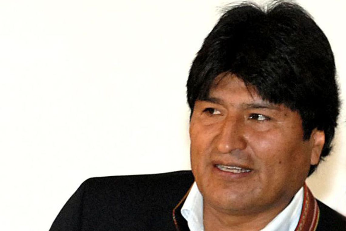 Ministério Público expede mandado de prisão contra ex-presidente da Bolívia