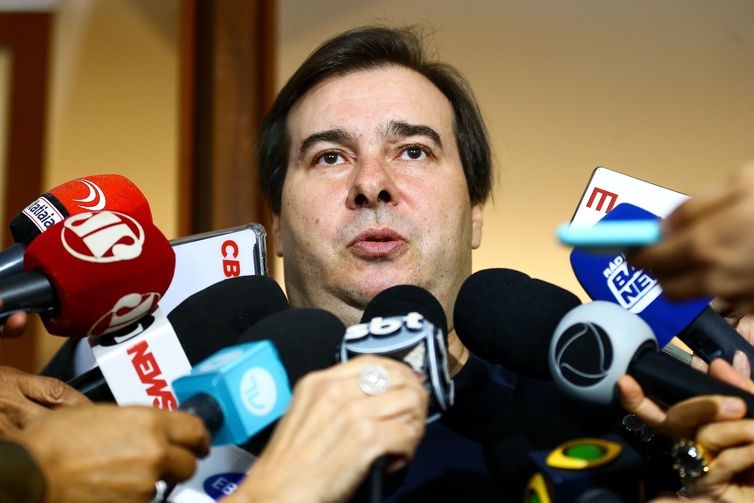 Reforma tributária terá prioridade na Câmara em 2020, diz Rodrigo Maia
