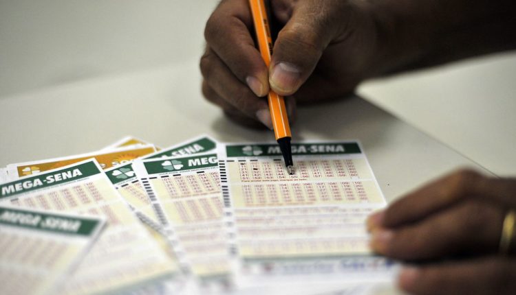Mega da Virada vai pagar R$ 300 milhões e terça é ultimo dia para apostas