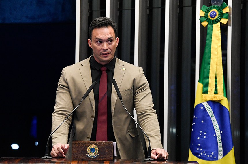 Ranking dos Políticos: Styvenson aparece como 3º melhor senador do país