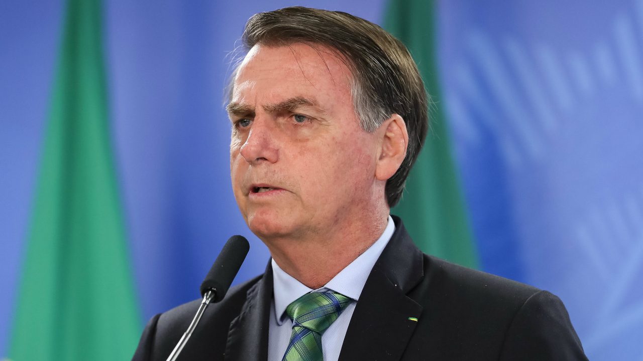 Bolsonaro: Ataque dos EUA no Iraque vai impactar preço do combustível no Brasil