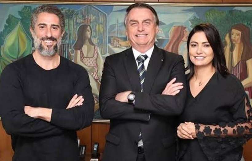 Bolsonaro sanciona Lei Romeo Mion, que institui carteira nacional do autista
