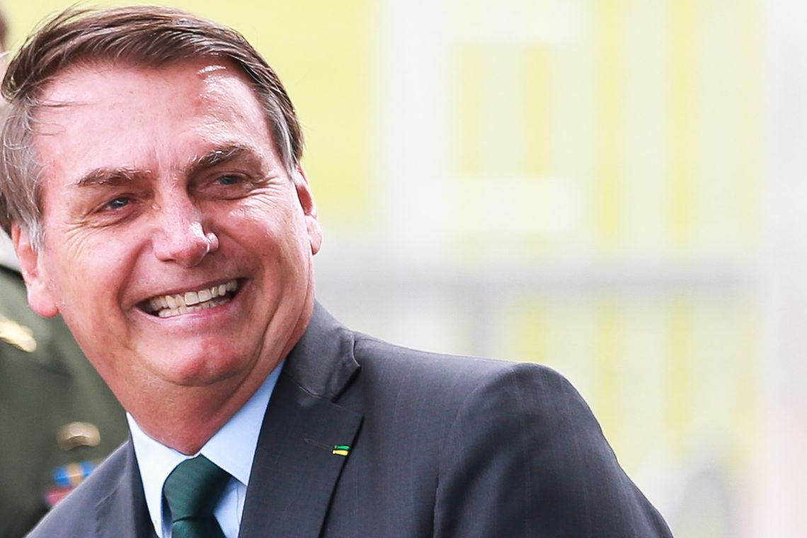 Bolsonaro cancela ida ao Fórum Econômico Mundial, na Suíça
