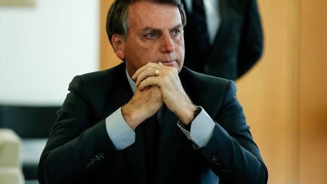 “Não decidi nada ainda”, diz Bolsonaro, sobre subsídio para igrejas