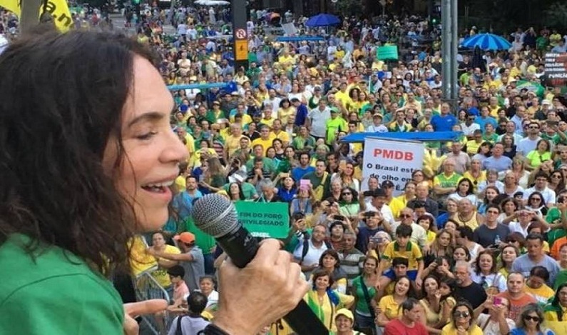 Atriz global diz a Bolsonaro que não se sente ‘preparada’ para comandar Cultura