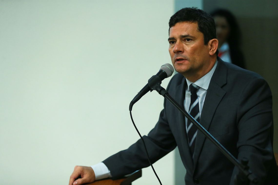 Moro lança lista de criminosos mais procurados do país