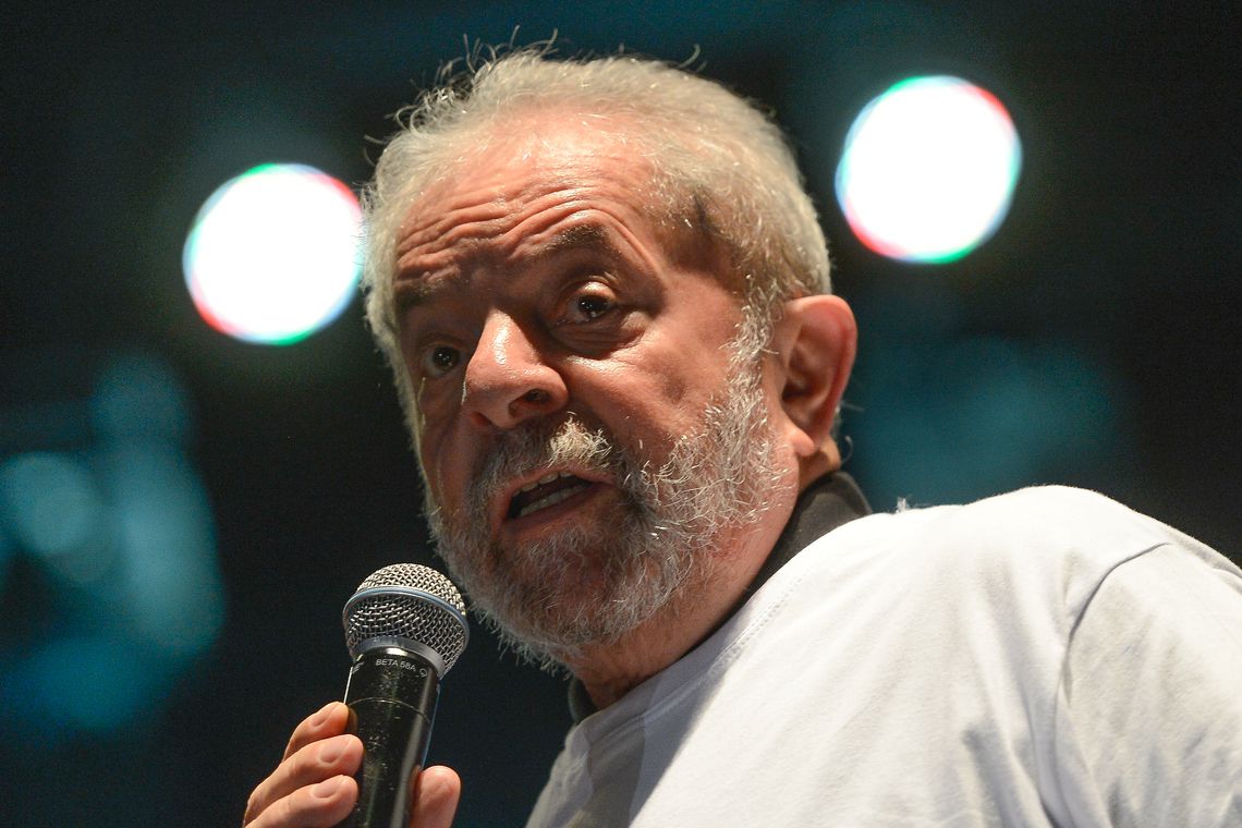 Folha: Após sair da prisão, Lula acumula declarações falsas e distorcidas