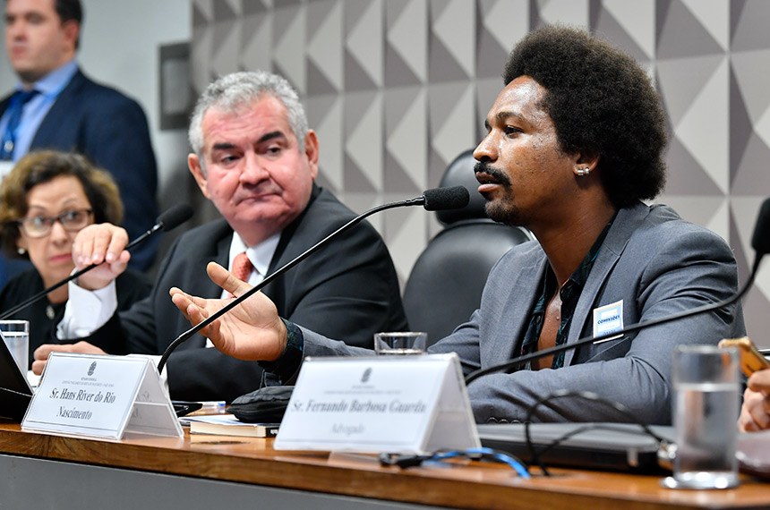 Ex-funcionário diz que empresa de disparos de WhatsApp trabalhou para o PT; veja