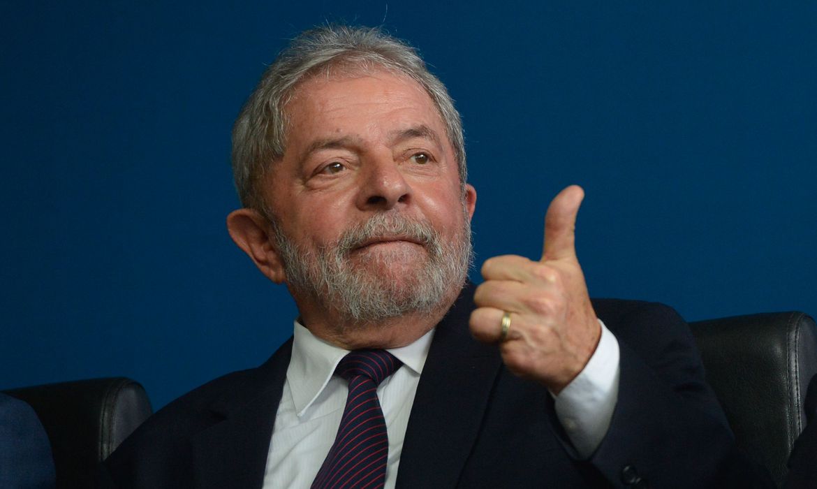 União gastou quase R$ 1 milhão com assessores e motoristas com Lula na prisão