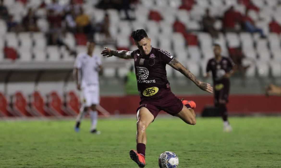 Copa do Nordeste: Náutico vence Sport em clássico pernambucano