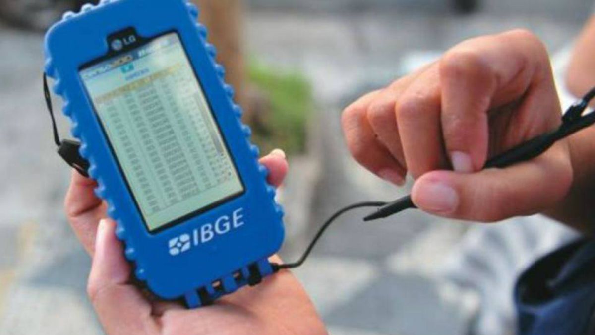 IBGE vai contratar, e concursos chegam a 233.817 vagas; salários até R$ 33,7 mil