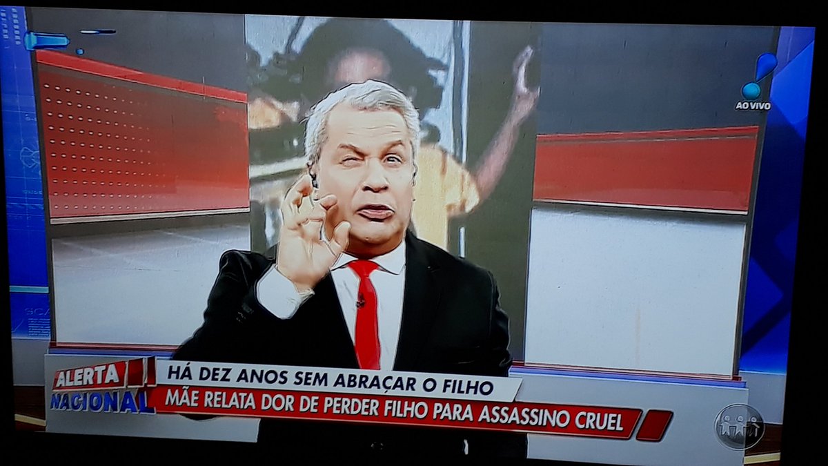 VÍDEO: Na RedeTV, mãe de menino morto por trans revela indignação com a Globo