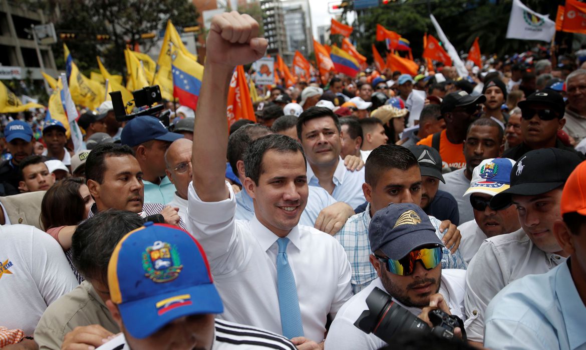 Forças de Segurança da Venezuela impedem marcha da oposição