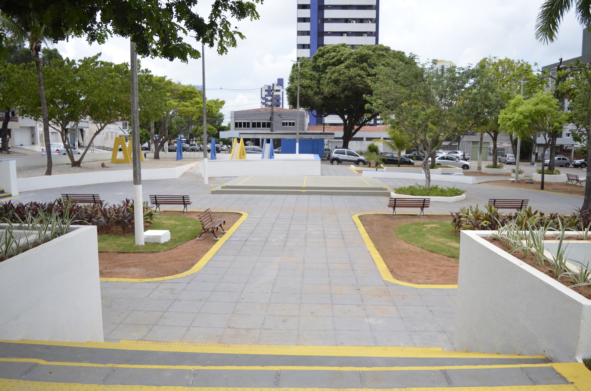 Prefeitura de Natal entrega 26 novas praças