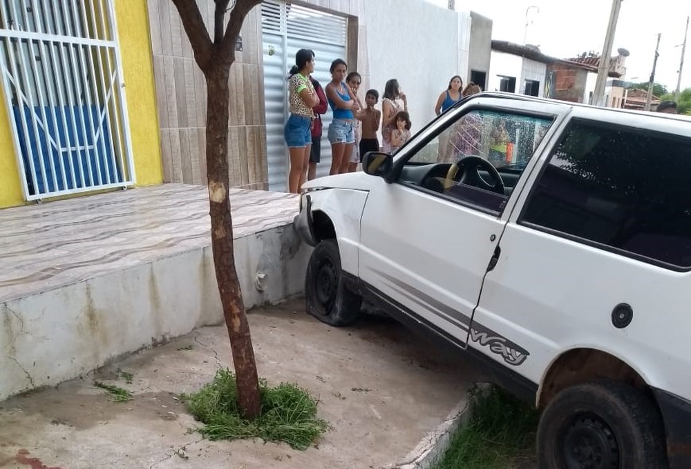 Homem mata 'desafeto' no interior; vítima era porteiro de cursinho em Natal
