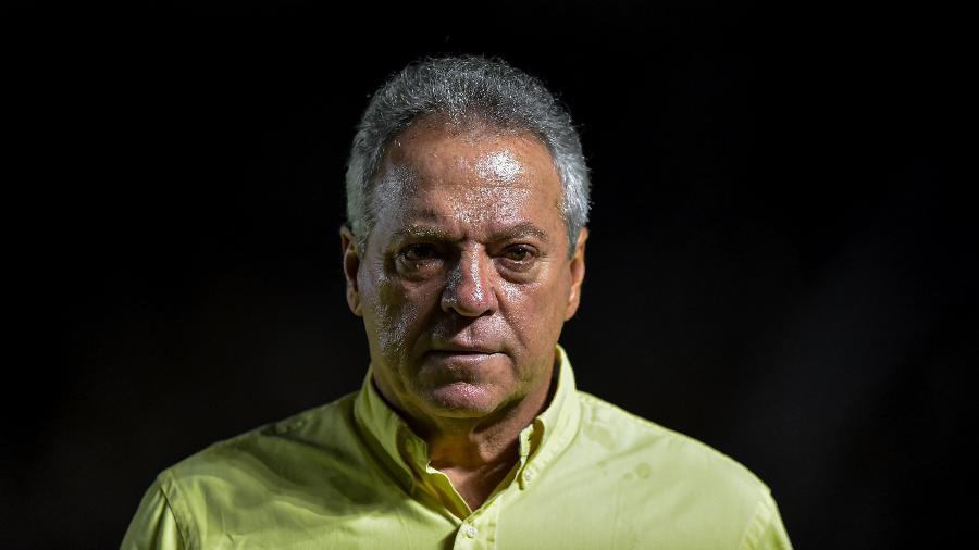 Abel Braga não é mais treinador do Vasco