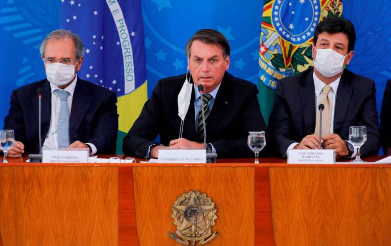 Após Covid-19, Bolsonaro é reprovada por 64%; 45% são a favor de impeachment