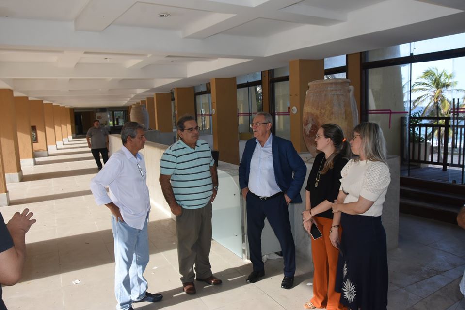 Prefeito de Natal quer instalar hospital no antigo Hotel Parque da Costeira