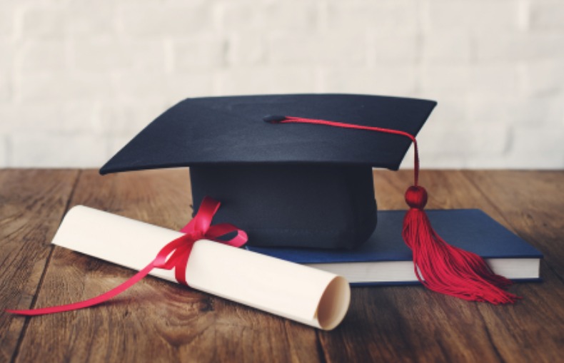 Quem sabe é quem sabe ou quem tem diploma?