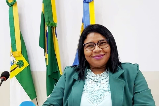 MP suspende propaganda política irregular com distribuição de alcool em gel